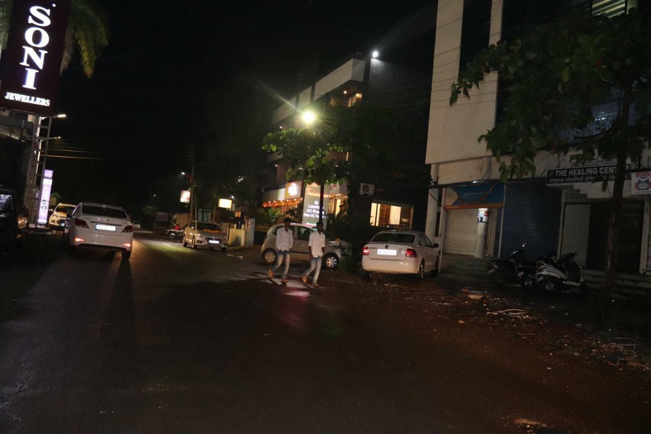 Hotel Venkateshwar Aurangabad  Bagian luar foto